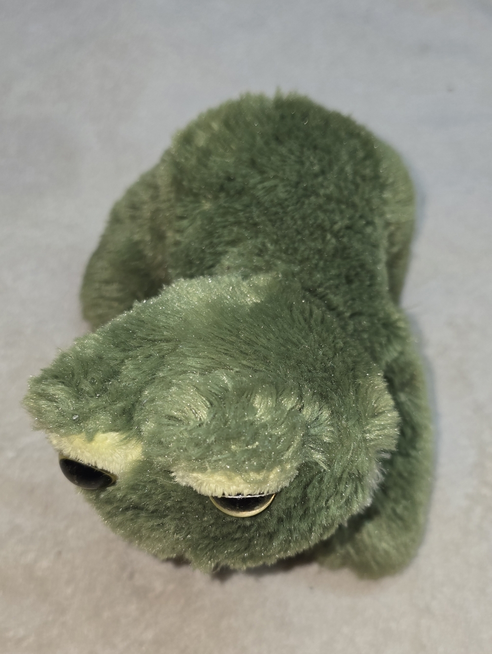 Little Frolick the Stuffed Frog Mini Flopsie by Aurora